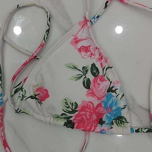 Floral swim top NWOT - Picture 2 of 3